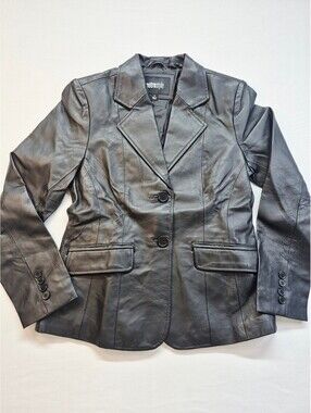Metrostyle Genuine Leather Women's 6  Jacket 2 Button NWT